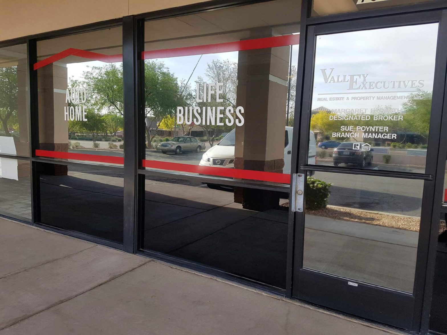 3 Benefits of Installing New Storefront Glass